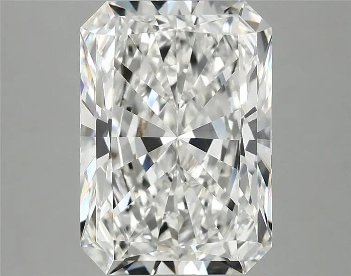 3.90 Carat · RADIANT · E · VVS2 · IGI · Excellent Cut