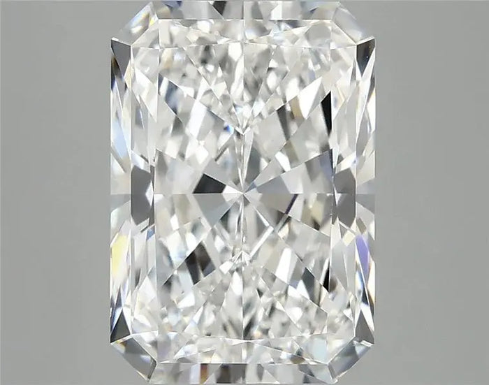 4.05 Carat · RADIANT · E · VVS2 · IGI · Excellent Cut