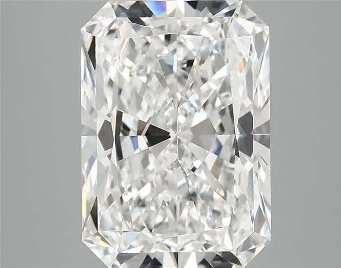 4.09 Carat · RADIANT · E · VVS2 · IGI · Excellent Cut