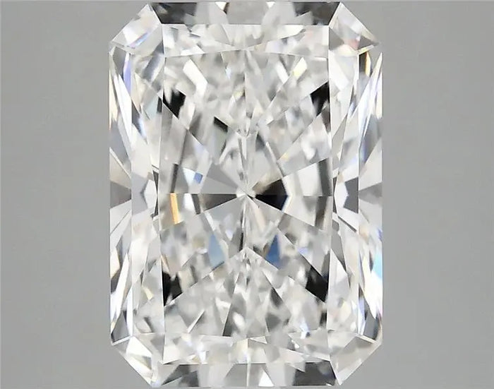 4.05 Carat · RADIANT · E · VVS2 · IGI · Excellent Cut