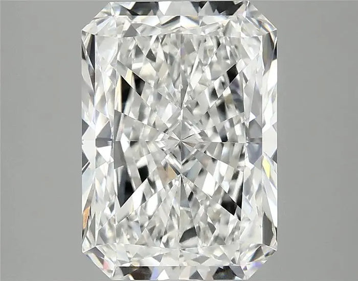 3.90 Carat · RADIANT · E · VVS2 · IGI · Excellent Cut