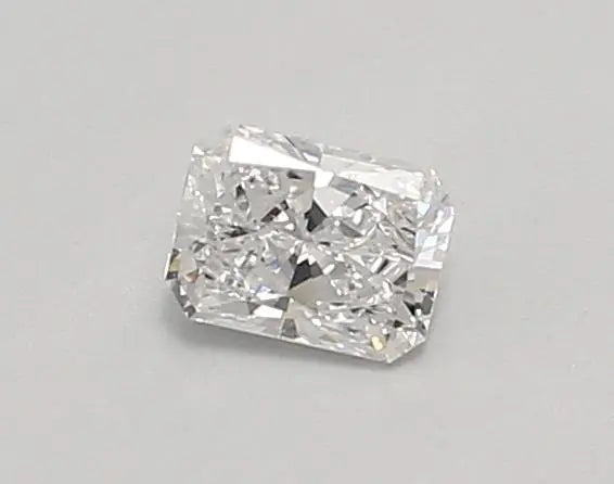 0.38 Carat · RADIANT · D · VVS1 · IGI · Very Good Cut