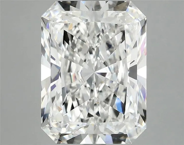 4.05 Carat · RADIANT · F · VVS2 · IGI · Excellent Cut