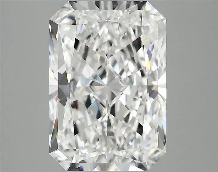 4.02 Carat · RADIANT · E · VVS2 · IGI · Excellent Cut