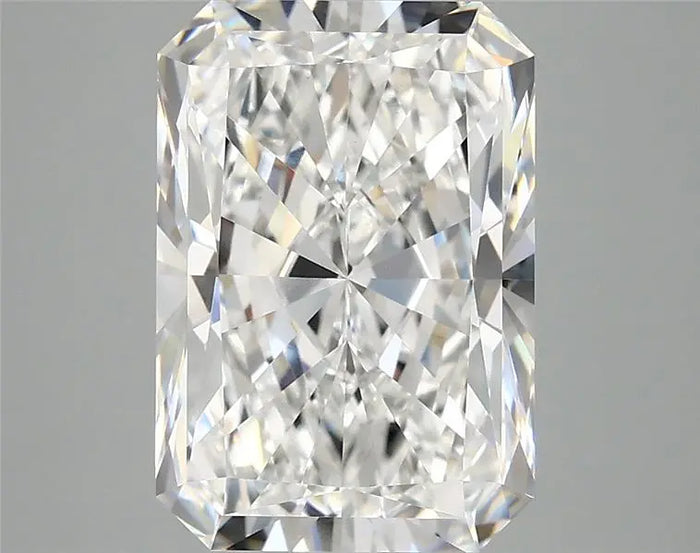 4.02 Carat · RADIANT · E · VVS2 · IGI · Excellent Cut