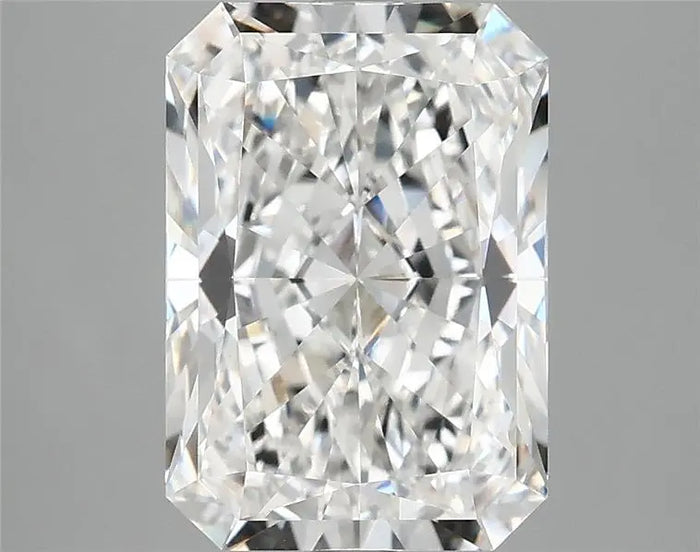 4.09 Carat · RADIANT · E · VVS2 · IGI · Excellent Cut