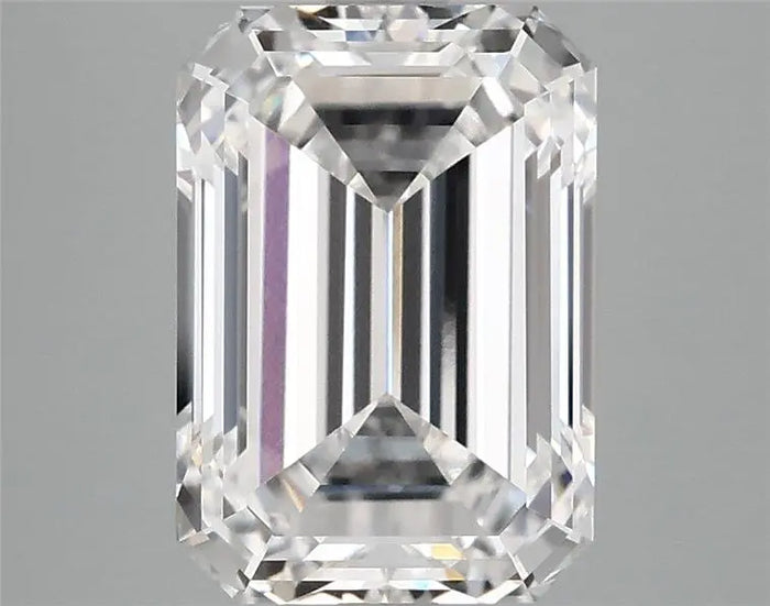 3.94 Carat · EMERALD · D · VVS2 · IGI · Excellent Cut