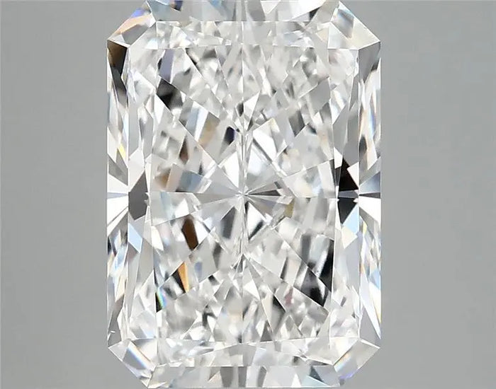 4.17 Carat · RADIANT · E · VVS2 · IGI · Excellent Cut