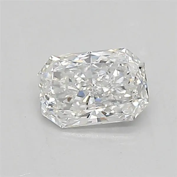 0.43 Carat · RADIANT · E · VVS2 · IGI · Excellent Cut