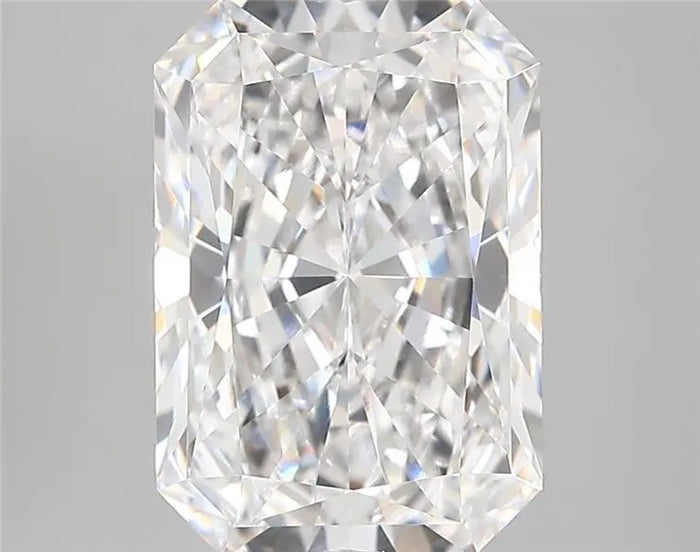 4.44 Carat · RADIANT · E · VVS2 · IGI · Excellent Cut