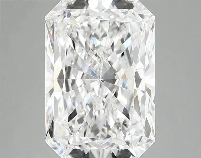4.08 Carat · RADIANT · E · VVS2 · IGI · Excellent Cut
