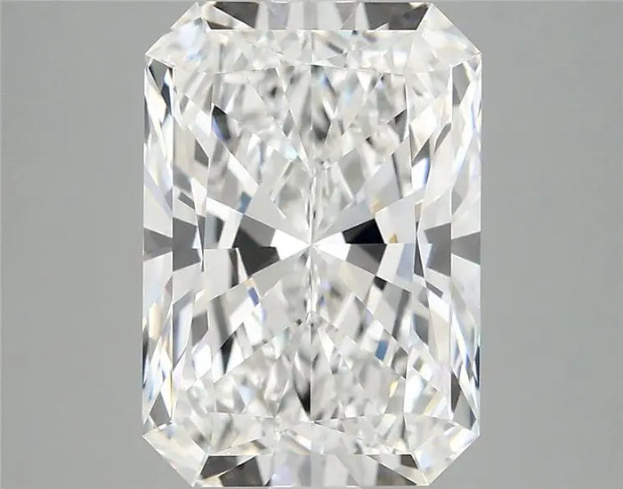 4.06 Carat · RADIANT · E · VVS2 · IGI · Excellent Cut