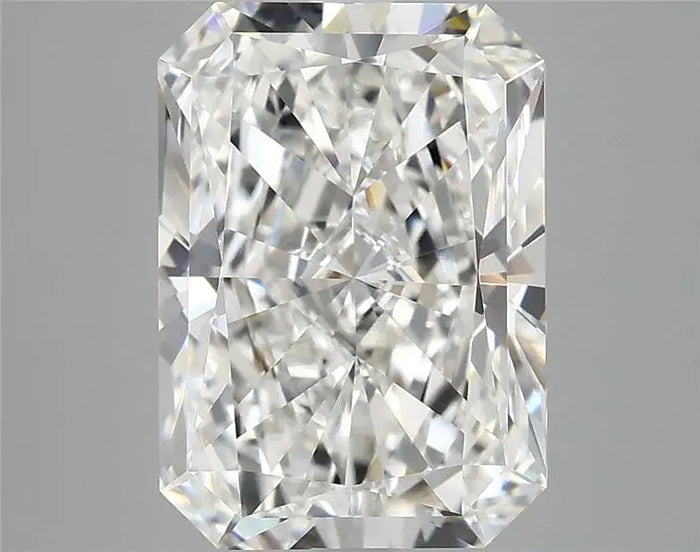 4.29 Carat · RADIANT · E · VVS2 · IGI · Excellent Cut