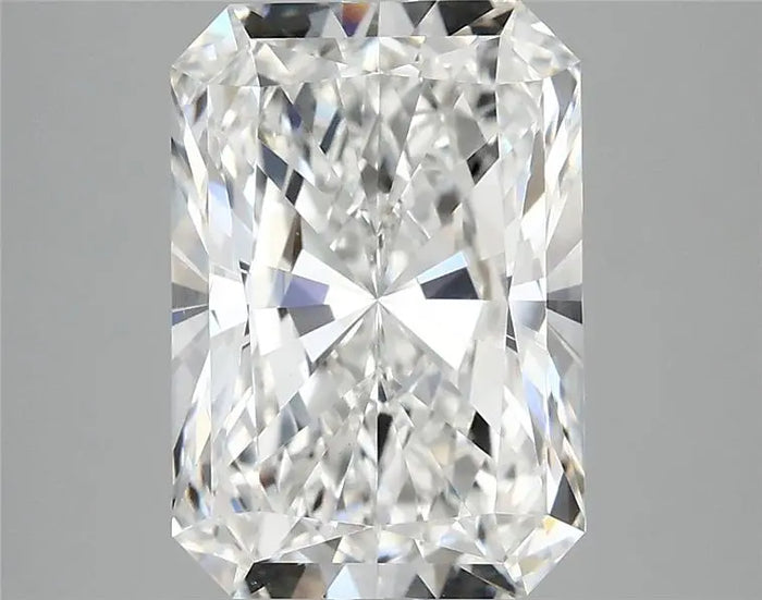 3.84 Carat · RADIANT · E · VVS2 · IGI · Excellent Cut