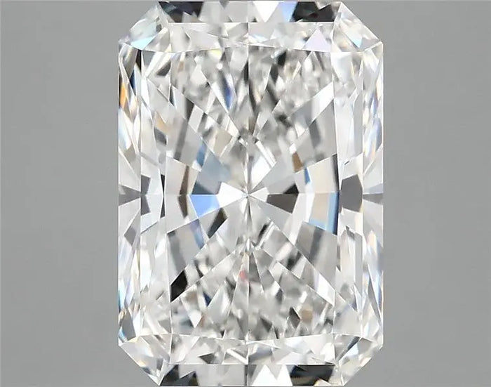 3.84 Carat · RADIANT · E · VVS2 · IGI · Excellent Cut
