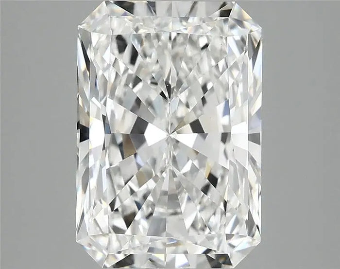 3.93 Carat · RADIANT · E · VVS2 · IGI · Excellent Cut