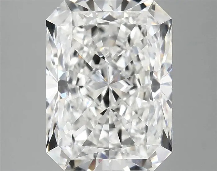 4.15 Carat · RADIANT · E · VVS2 · IGI · Excellent Cut