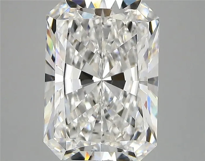 4.32 Carat · RADIANT · E · VVS2 · IGI · Excellent Cut
