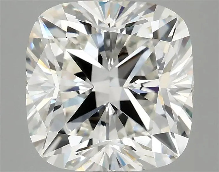 4.05 Carat · CUSHION · G · VVS2 · IGI · Excellent Cut