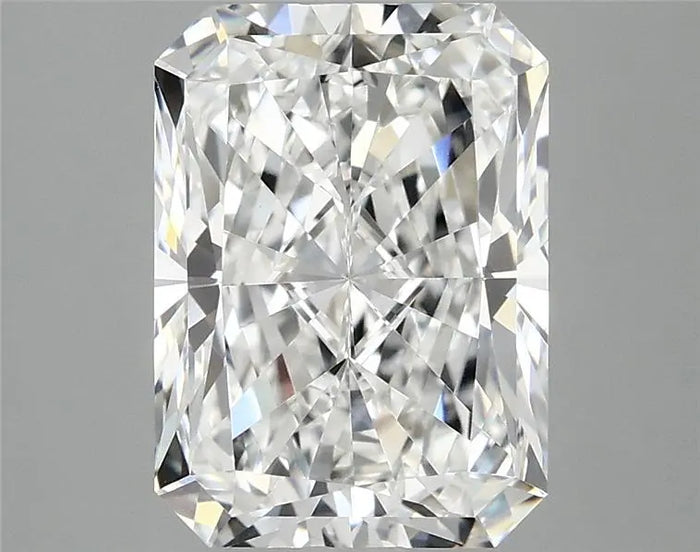 3.96 Carat · RADIANT · E · VVS2 · IGI · Excellent Cut