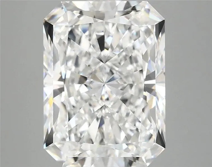 4.13 Carat · RADIANT · E · VVS2 · IGI · Excellent Cut