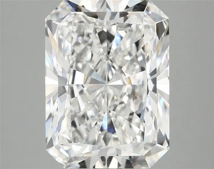 4.16 Carat · RADIANT · E · VVS2 · IGI · Excellent Cut