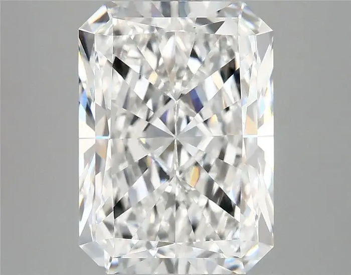 4.32 Carat · RADIANT · E · VVS2 · IGI · Excellent Cut
