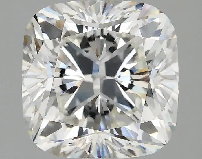 2.01 Carat · CUSHION · G · VVS2 · IGI · Excellent Cut