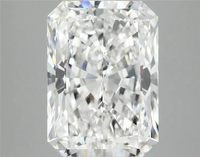 4.08 Carat · RADIANT · E · VVS2 · IGI · Excellent Cut