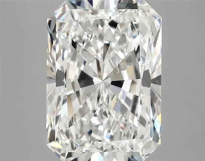 3.86 Carat · RADIANT · E · VVS2 · IGI · Excellent Cut