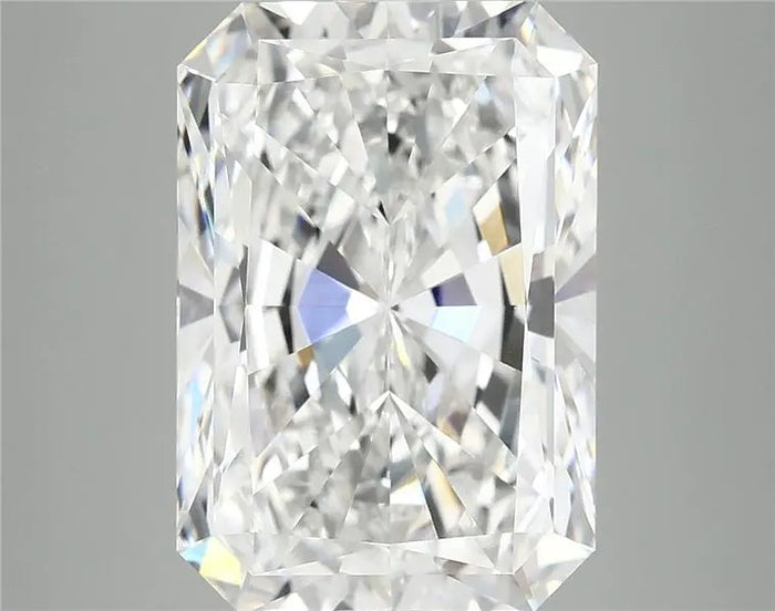 7.79 Carat · RADIANT · E · VVS2 · IGI · Excellent Cut