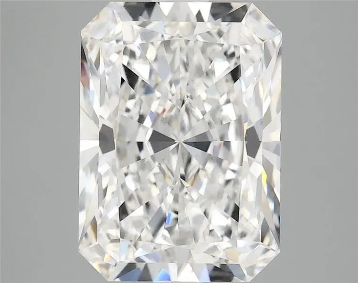 4.09 Carat · RADIANT · E · VVS2 · IGI · Excellent Cut