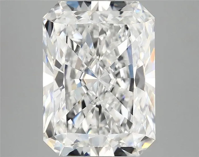 4.19 Carat · RADIANT · E · VVS2 · IGI · Excellent Cut