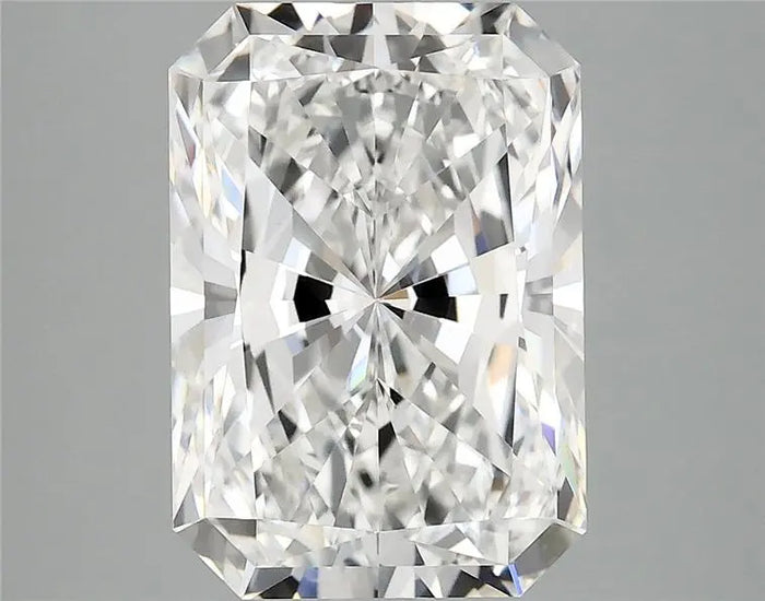 4.86 Carat · RADIANT · E · VVS2 · IGI · Excellent Cut