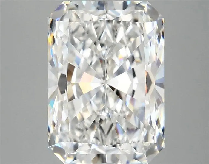 4.08 Carat · RADIANT · E · VVS2 · IGI · Excellent Cut