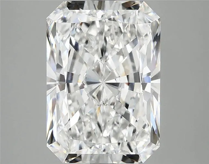 4.05 Carat · RADIANT · E · VVS2 · IGI · Excellent Cut