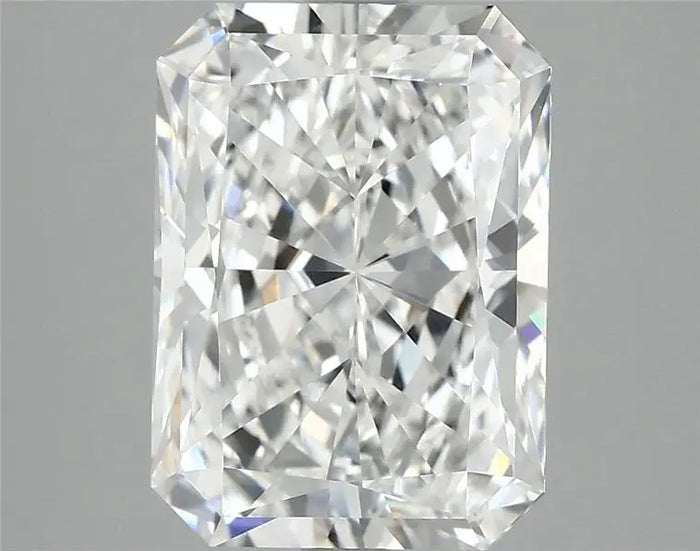 3.89 Carat · RADIANT · E · VVS2 · IGI · Excellent Cut