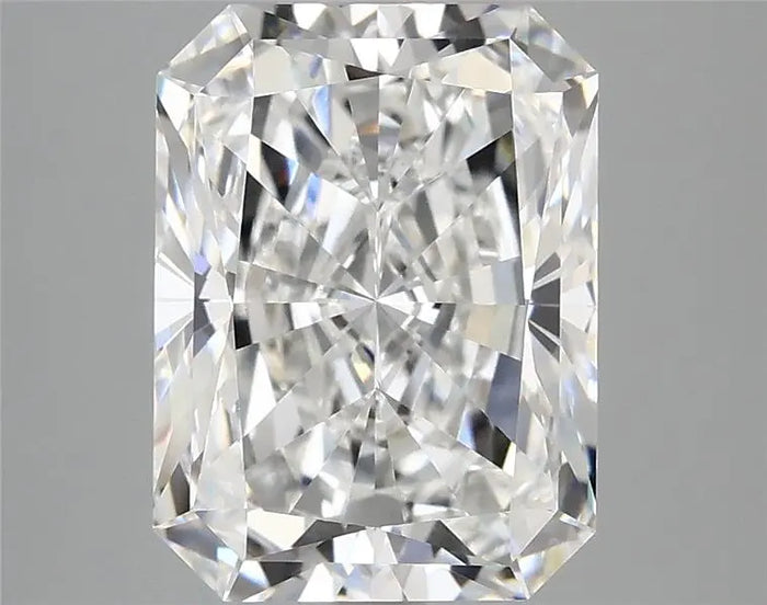3.94 Carat · RADIANT · E · VVS2 · IGI · Excellent Cut