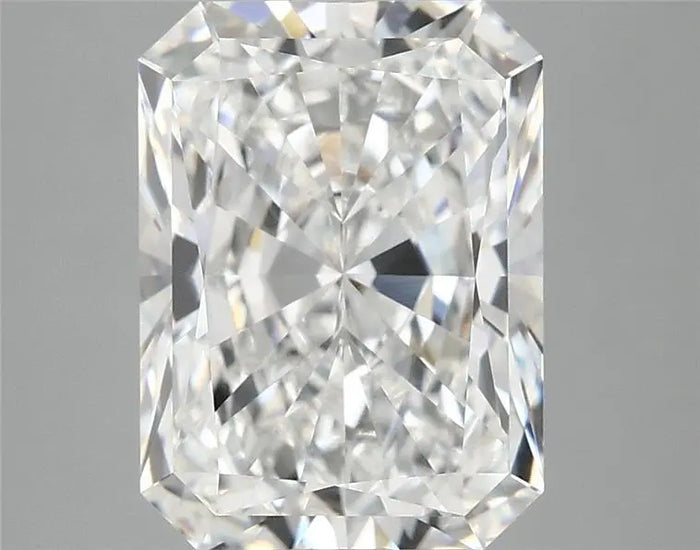 4.08 Carat · RADIANT · E · VVS2 · IGI · Excellent Cut