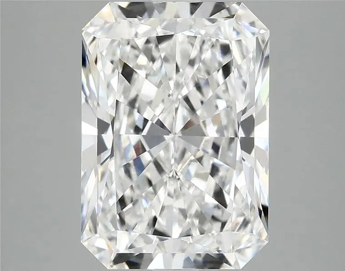 4.18 Carat · RADIANT · D · VVS2 · IGI · Excellent Cut