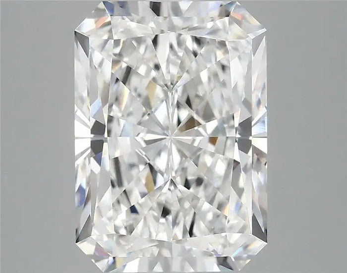 4.05 Carat · RADIANT · E · VVS2 · IGI · Excellent Cut
