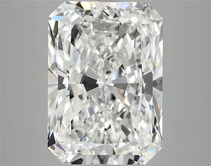 6.04 Carat · RADIANT · E · VVS2 · IGI · Excellent Cut