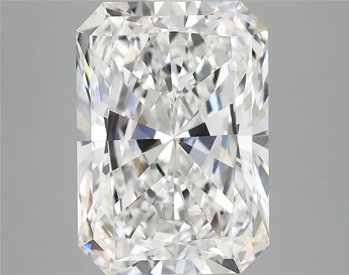 4.06 Carat · RADIANT · D · VVS2 · IGI · Excellent Cut