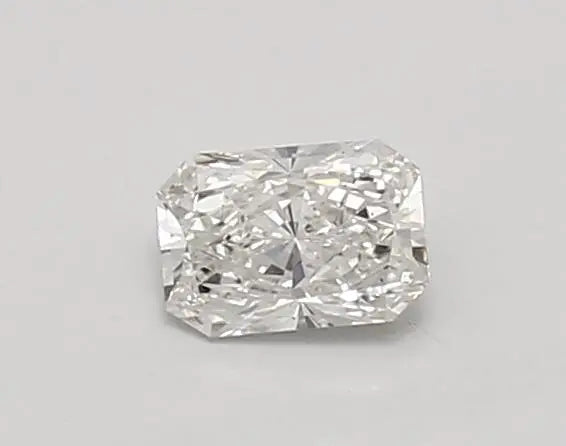 0.39 Carat · RADIANT · F · VS1 · IGI · Very Good Cut
