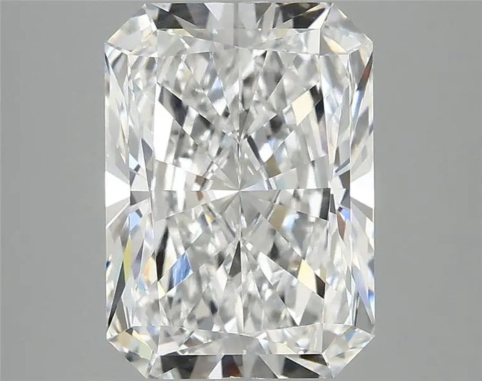 4.05 Carat · RADIANT · E · VVS2 · IGI · Excellent Cut