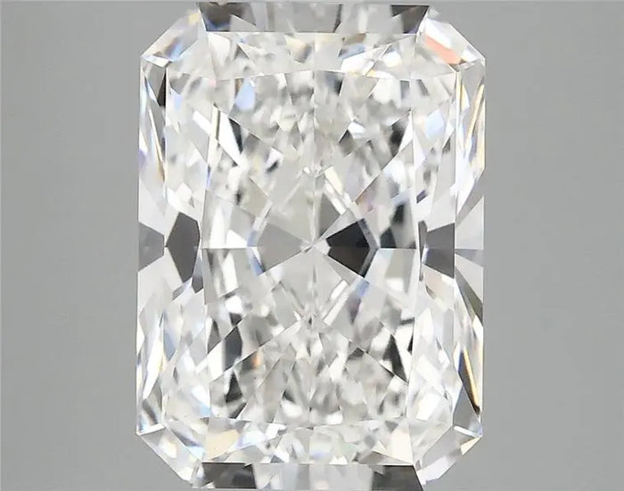 4.02 Carat · RADIANT · E · VVS2 · IGI · Excellent Cut