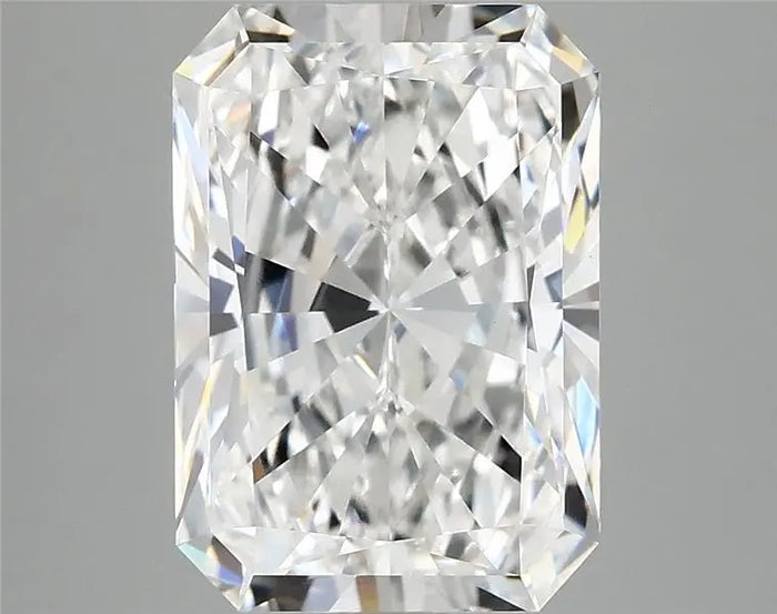 4.18 Carat · RADIANT · D · VVS2 · IGI · Excellent Cut