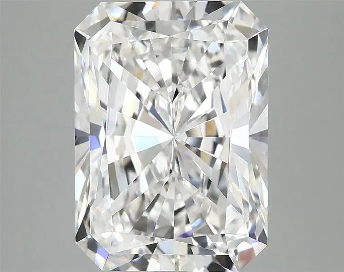 4.02 Carat · RADIANT · E · VVS2 · IGI · Excellent Cut
