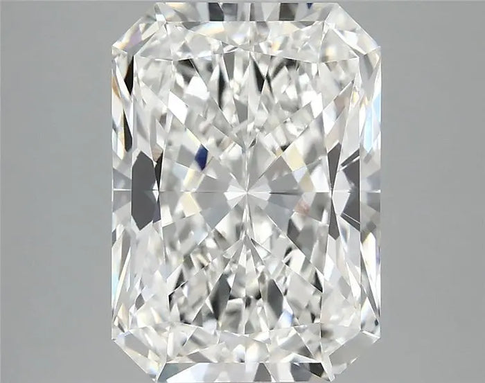 4.06 Carat · RADIANT · E · VVS2 · IGI · Excellent Cut