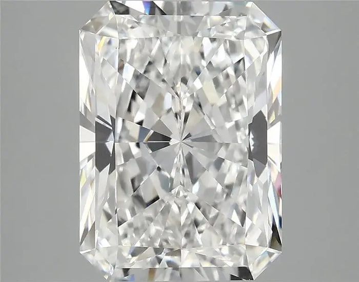 3.93 Carat · RADIANT · E · VVS2 · IGI · Excellent Cut